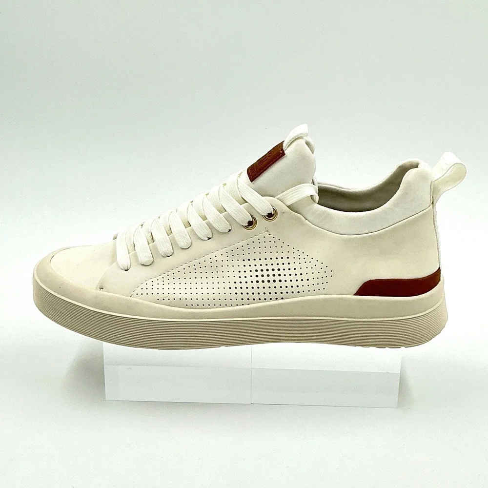 Steve Madden Mens Size 8 Cream Off White Perforated Low Top Sneakers Pyper